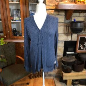 L.O.G.G. Size 8 long sleeve blouse v/neck